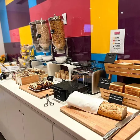 ホテル イビス スティルズ トルビアック ビブリオテーク パリ