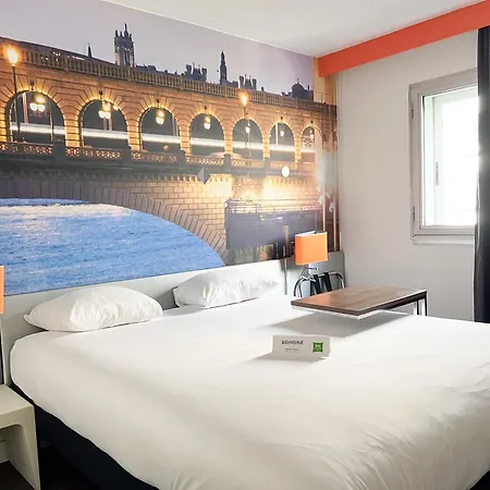 ホテル イビス スティルズ トルビアック ビブリオテーク 3*